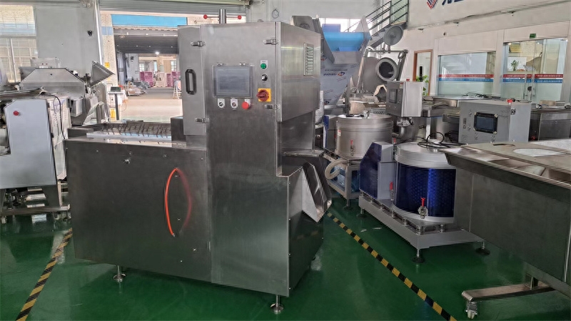 扇子骨牛仔骨鋸骨機(jī)哪家好？祥九瑞盈多條鋸自動(dòng)切塊機(jī)來告訴你